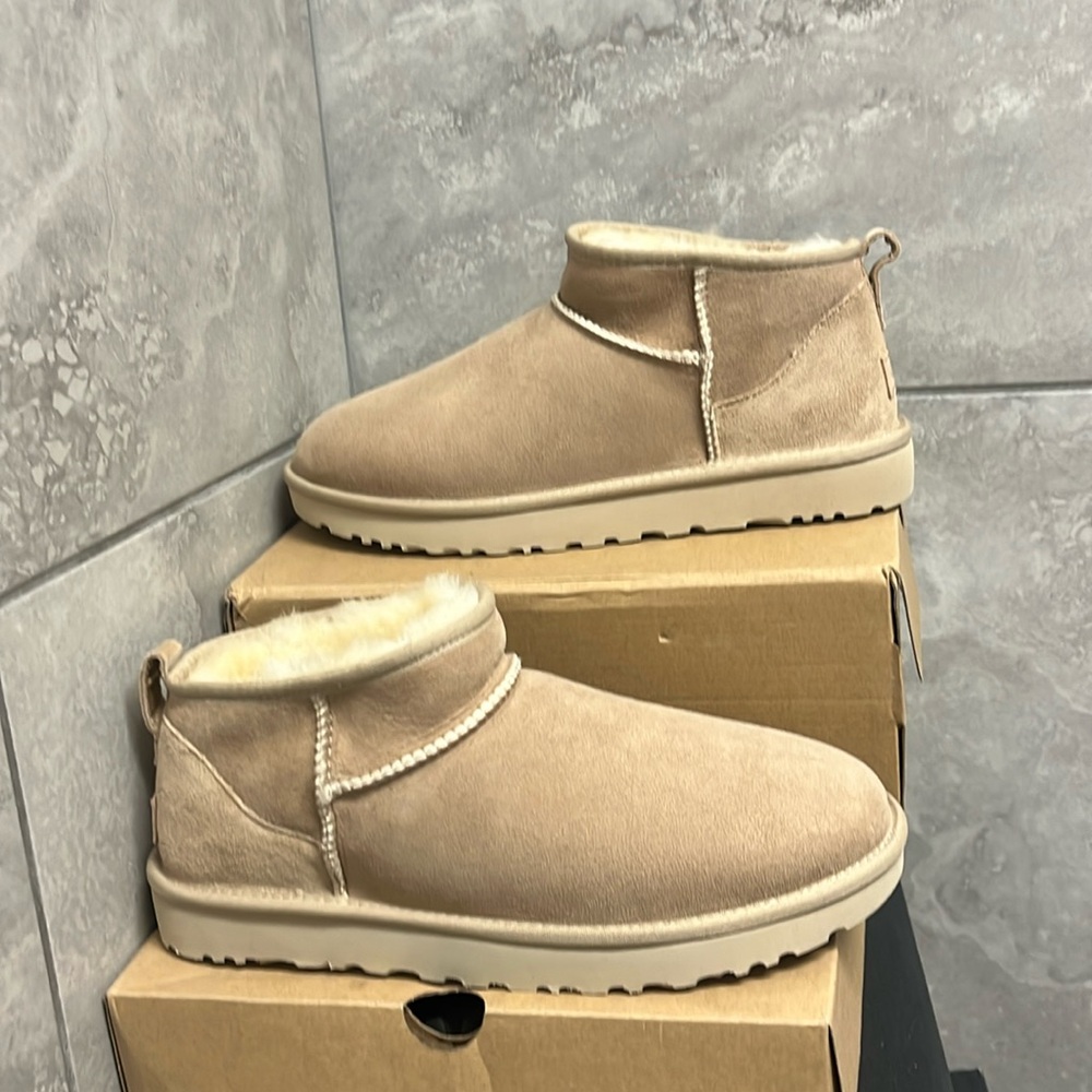 UGG ultra mini classic Boots in Sand